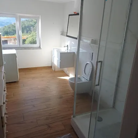 Natural Tranquility On The Outskirts Of Ajdovscina Apartman